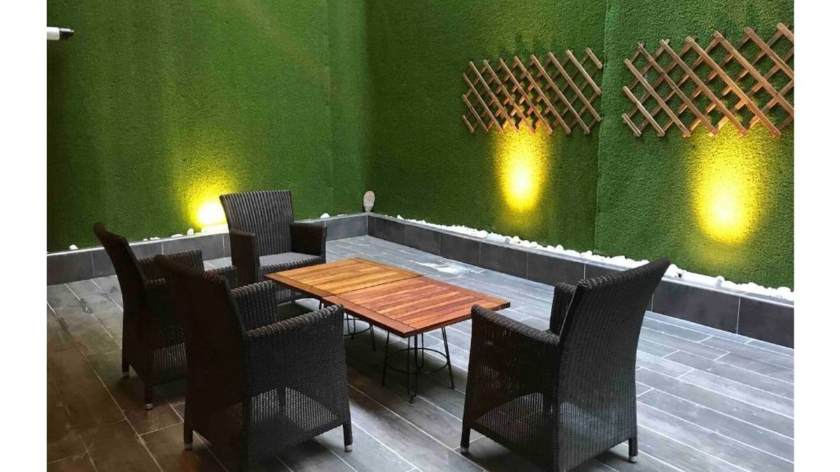 Kabatas Apartment | Exclusive brand new apartment w/backyard in Taksim
