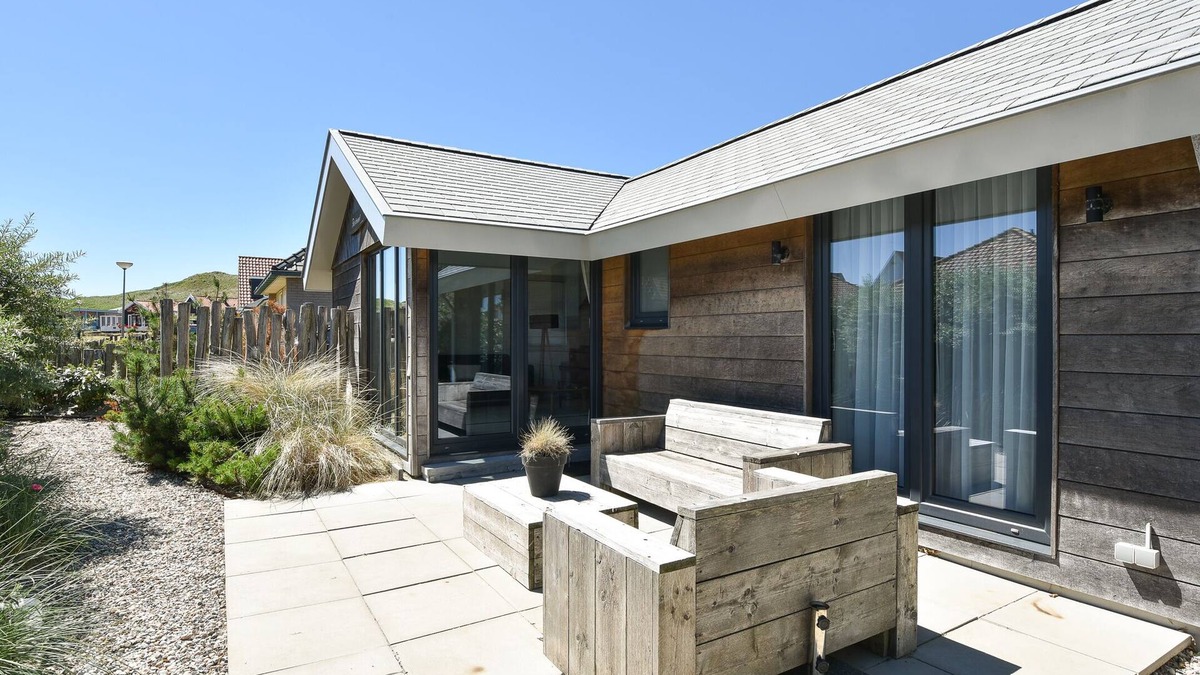 Callantsoog Ski Chalet | Exclusive chalet with beach garden, almost on the beach, almost in the center
