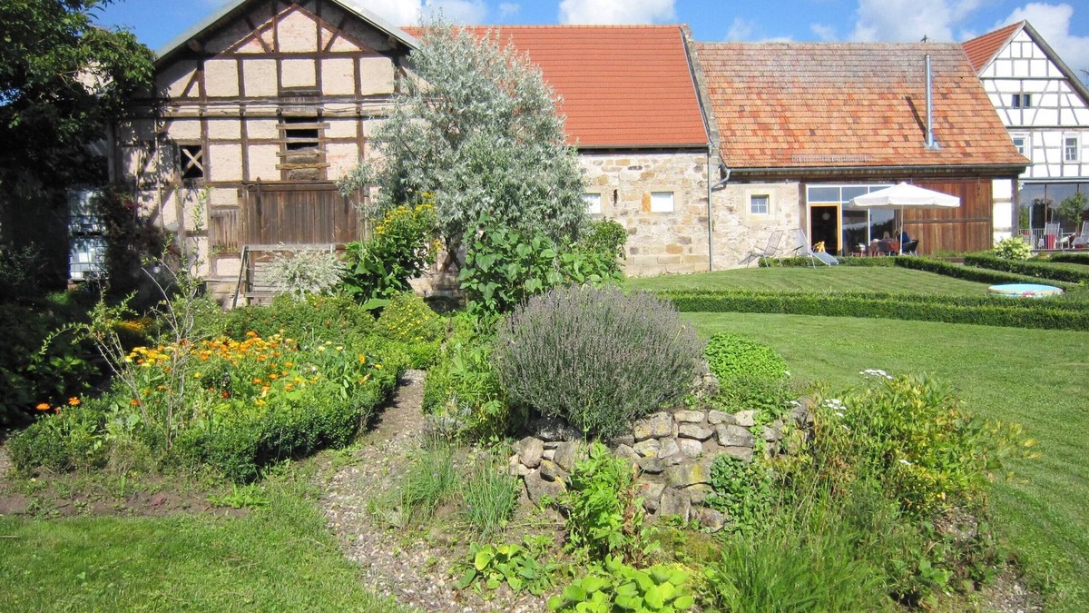 Koslau House | Exclusive * comfort in historic ruins and pure nature for you alone