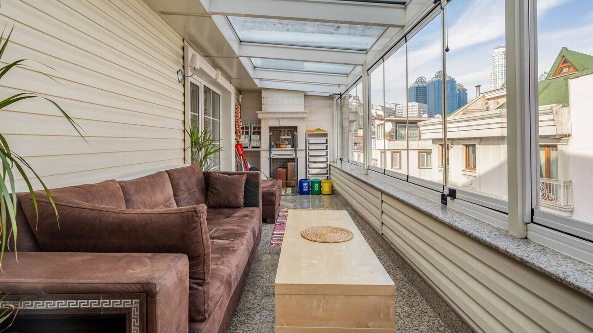 Osmanbey Apartment | Exclusive Flat with Terrace in Nisantasi