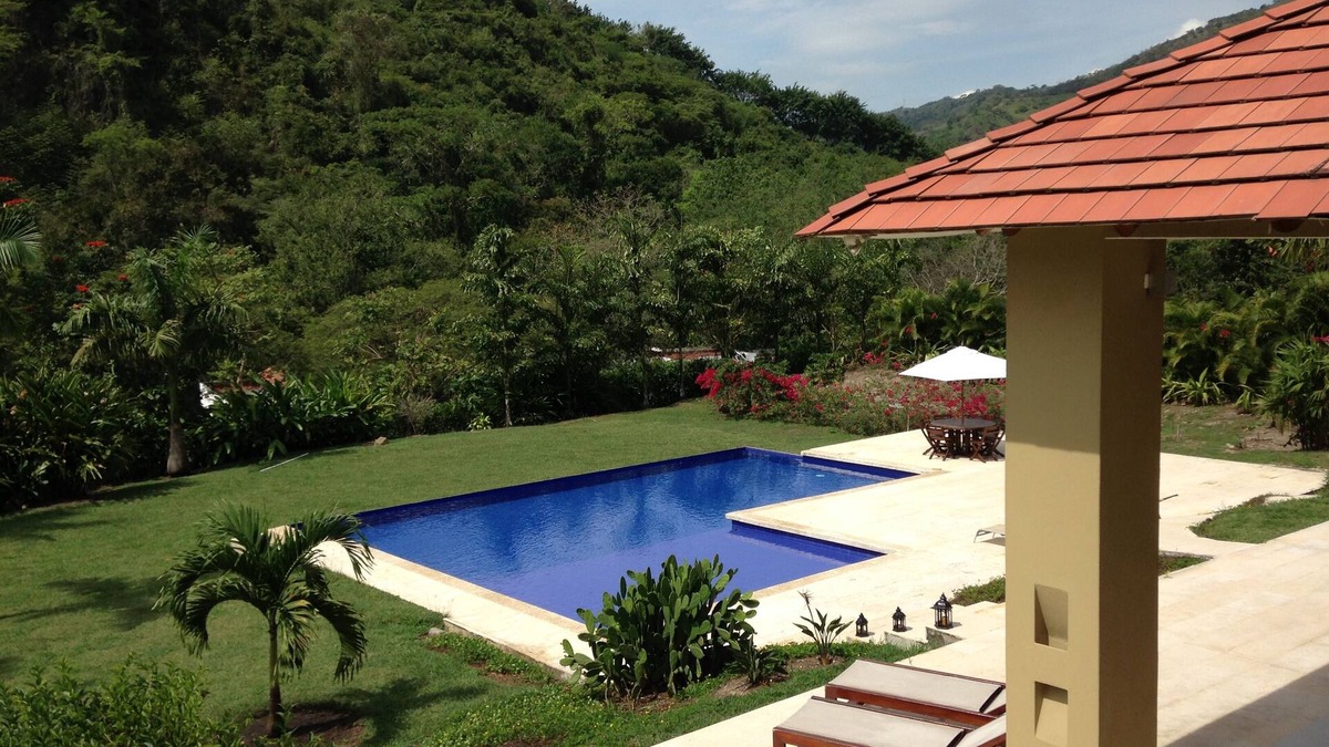 Nimaima House | EXCLUSIVE HOUSE NEXT TO PAYANDE GOLF CLUB & RESORT