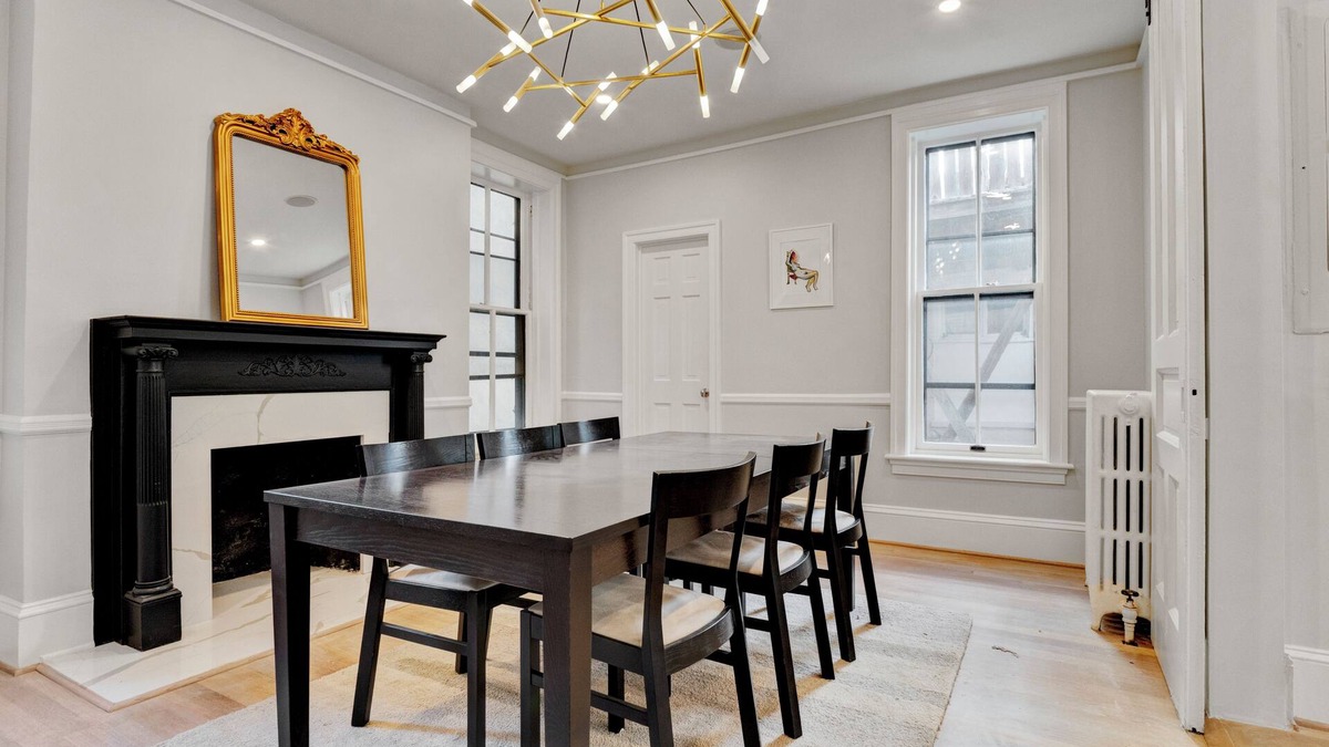 Dupont Circle House | Exclusive Large Retreat Dupont Circle & Concierge Service