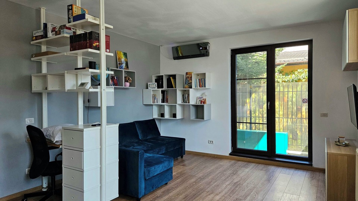 Sector 1 Apartment | Exclusive Living Apartment n