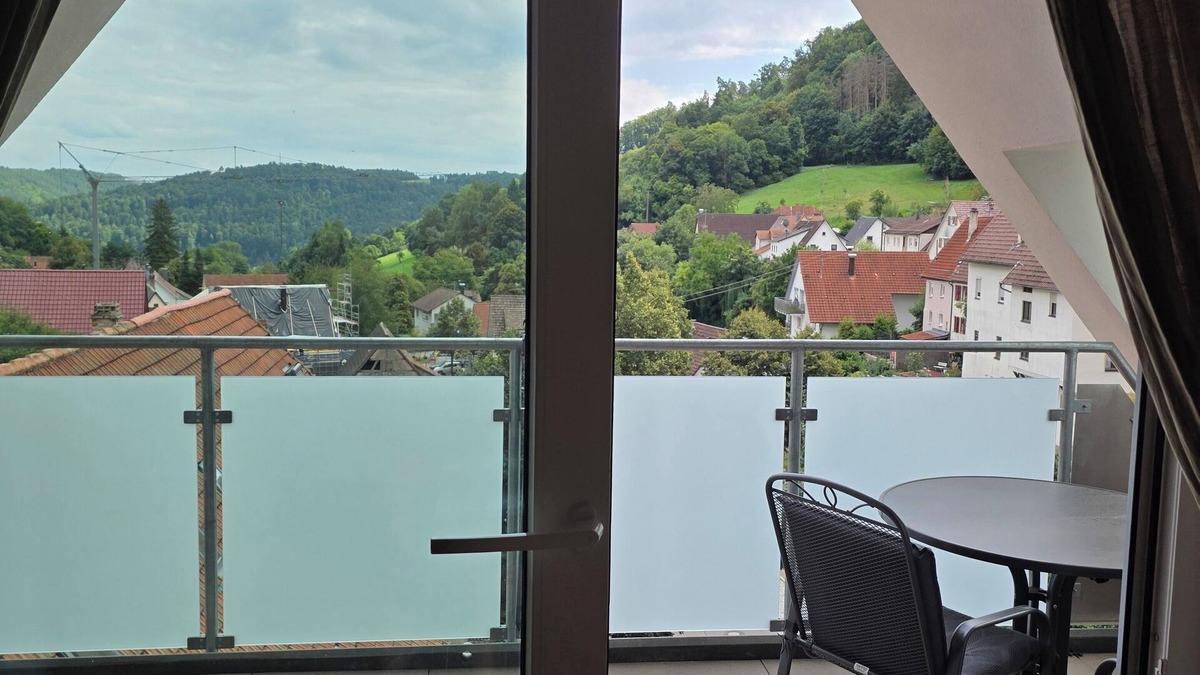 Rexingen Apartment | Exclusive penthouse in the forest village, whirlpool, great view & comfort