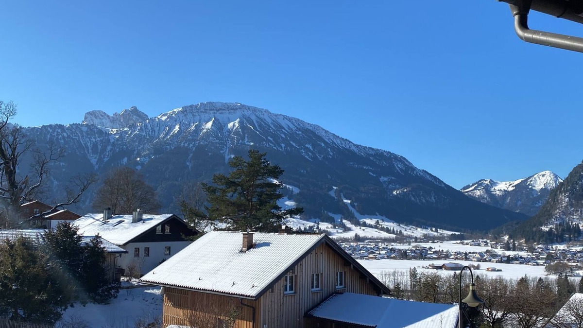 Meilingen Apartment | Exclusive studio with wonderful mountain and valley views