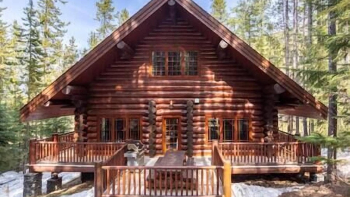 Forest Ridge Estates Cabin | EXCLUSIVE very private cabin on the golf course!