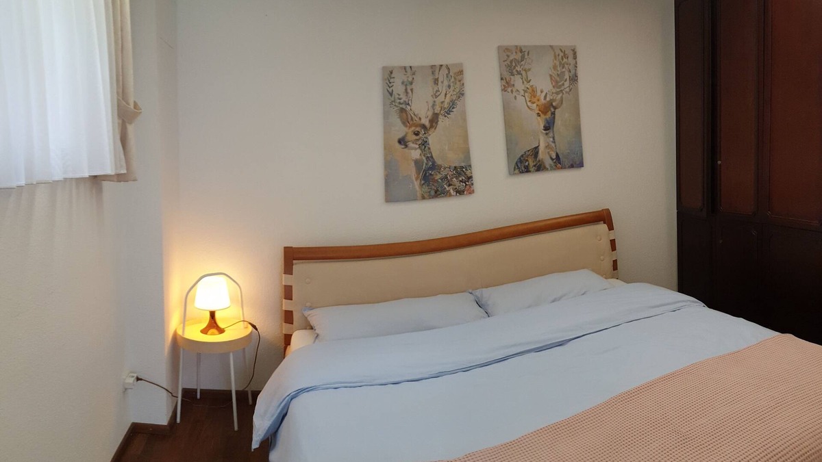 Steinbach Apartment | Exclusive Wohnung mit Sauna, Eigener Bar und Terasse