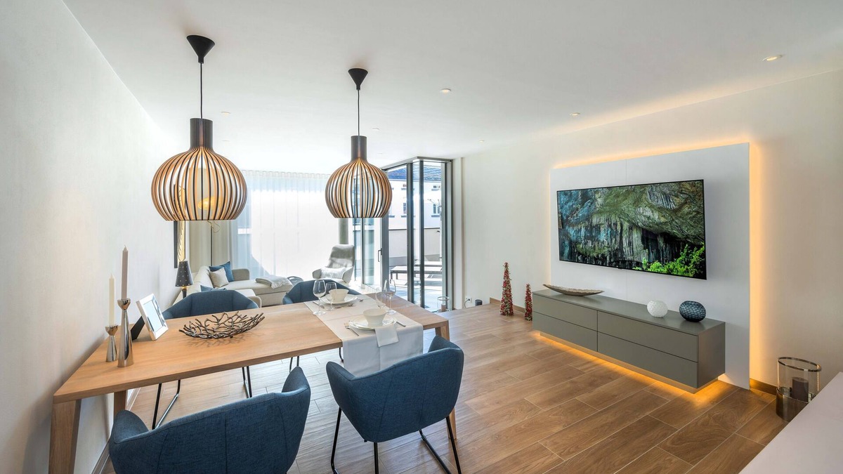 Lichtenberg Apartment | Exclusively furnished 5 star 80 m2 apartment - Feel at home Lodge