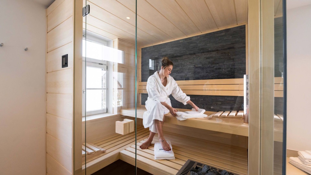 Lichtenberg Apartment | Exclusively furnished 5-star 90 m2 apartment - Wellness Lodge II