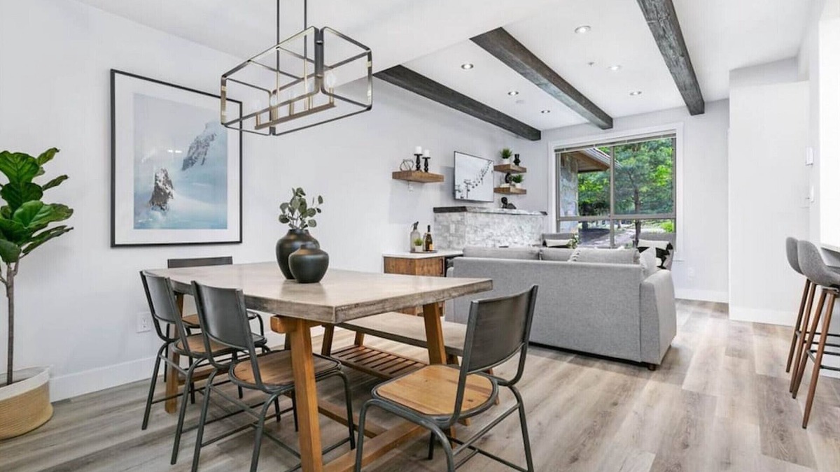Whistler Cay Estates Condo | Executive 2BR Whistler Village Home: Sleeps 6, AC, Free Parking & Near Shops & Trail!