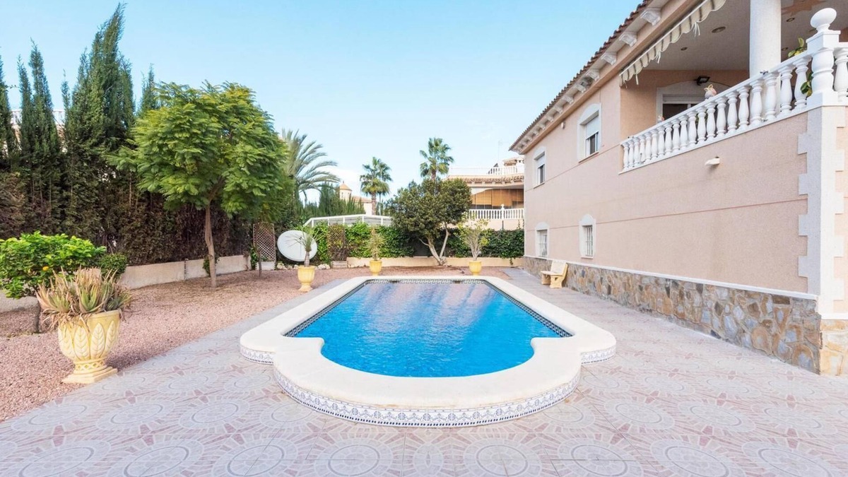 Benferri Apartment | executive 5 star 2-bed apartment in benferri