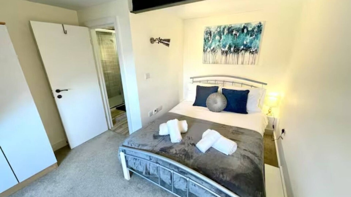 Bishop's Stortford Apartment | Executive Apartment Perfect for Contractors or Pilots