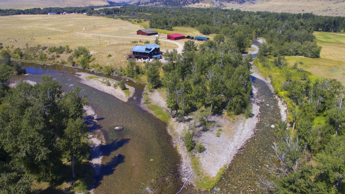 Nye Cabin | Executive Cabin -1 mile Stillwater River-Caddis Cabin-Montana fly fishing