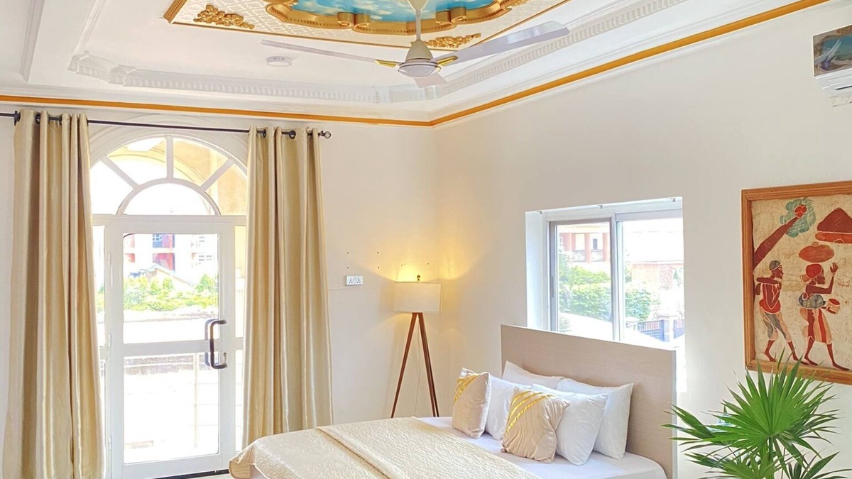 North Legon Apartment | Executive suite with a pool