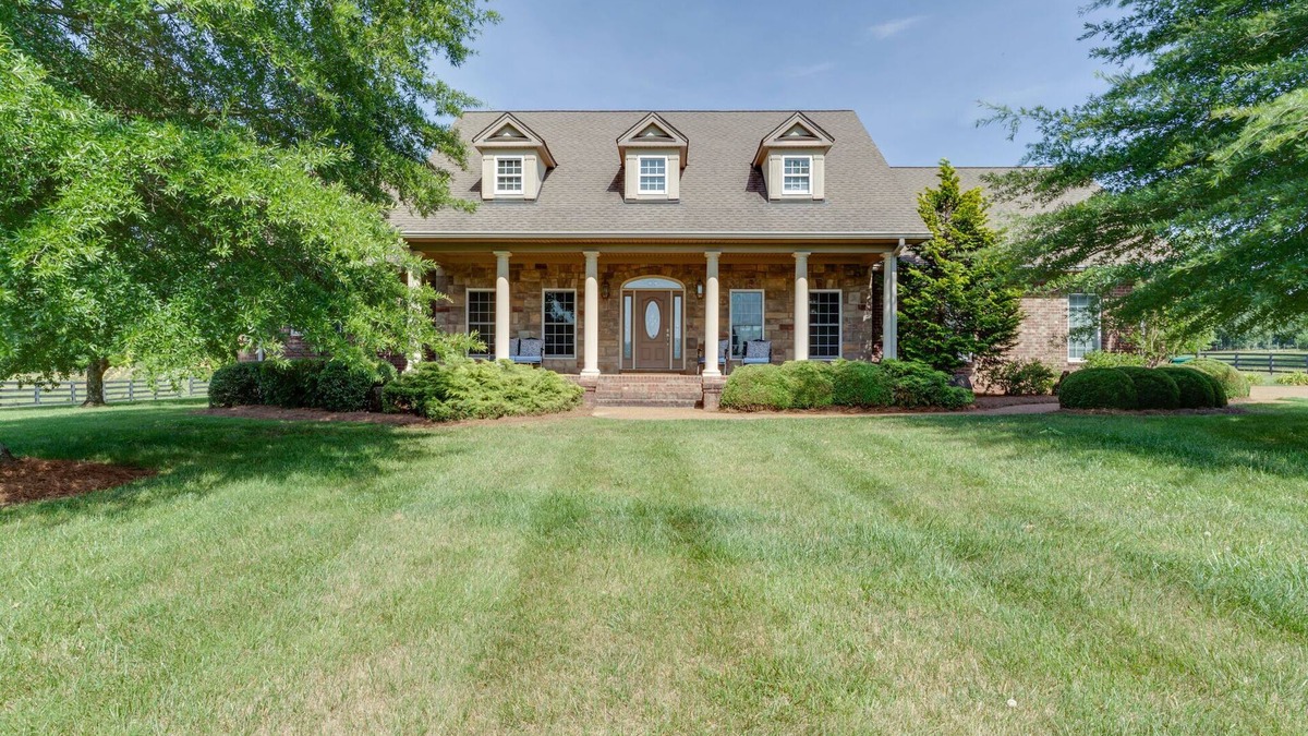 Cottontown House | Executive guest house on 50 acres