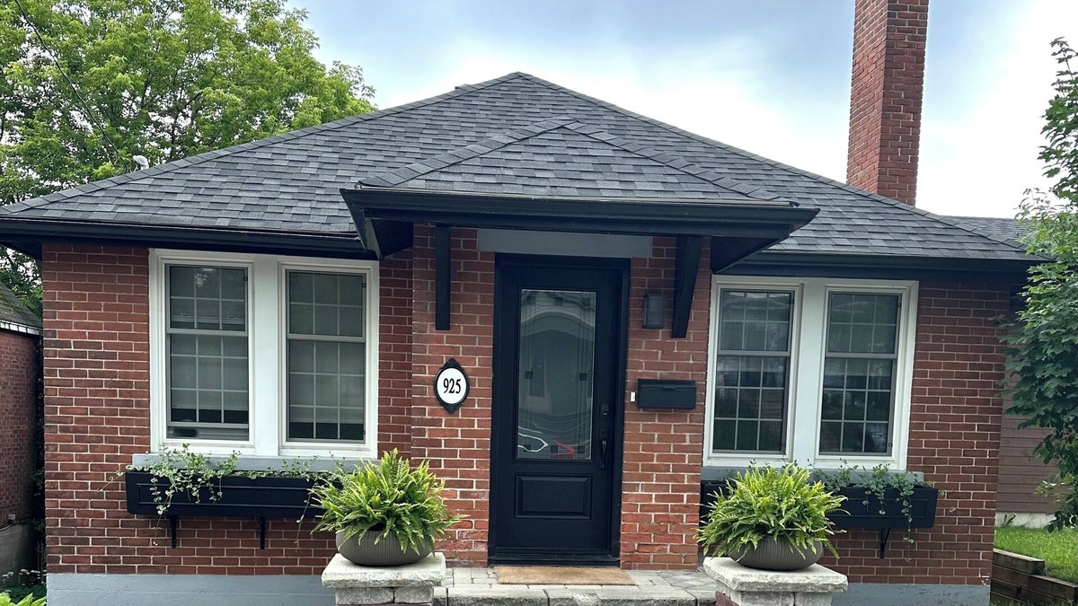 North Bay House | Executive Historic Charmer