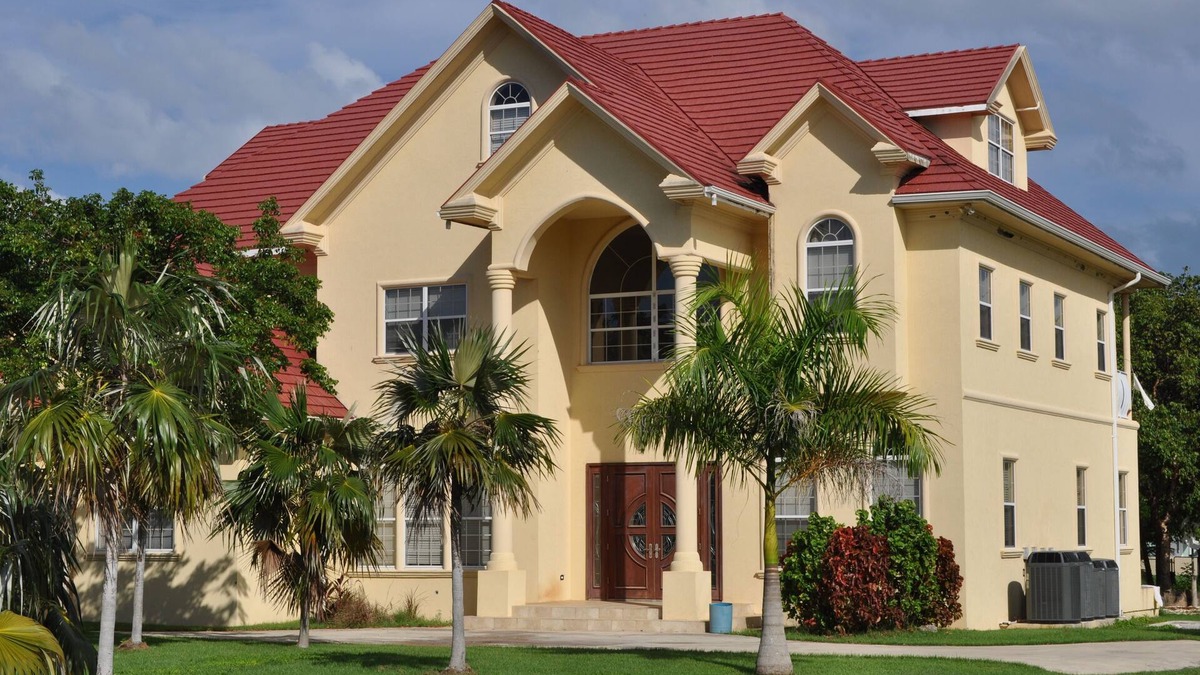 Northwest Point House | Executive home 5 mins drive from world famous Seven Mile Beach w/Swimming Pool