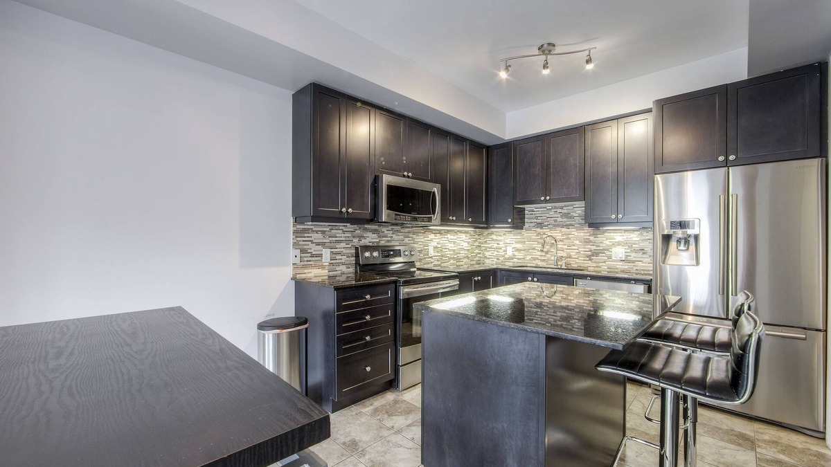 Brampton House | Executive Home - Brampton (Greater Toronto Area)