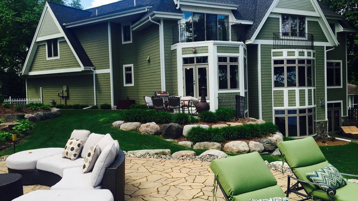 Mound House | Executive Home on Lake Minnetonka with all the amenities