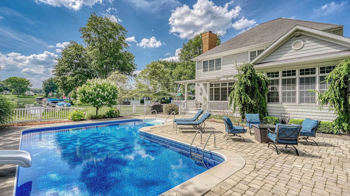 Syracuse House | Executive Home w/Heated Pool on Lake Wawasee