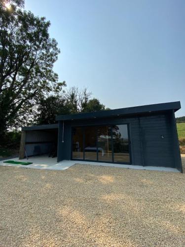 Knockaderry Cross Roads Cabin | Executive Pod and Jacuzzi 2