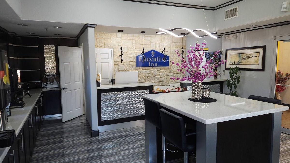 Tyler Hotel | Executive Inn and Suites Tyler