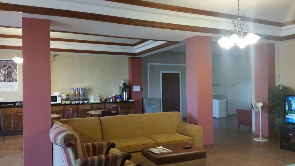 Waxahachie Hotel | Executive Inn and Suites Waxahachie