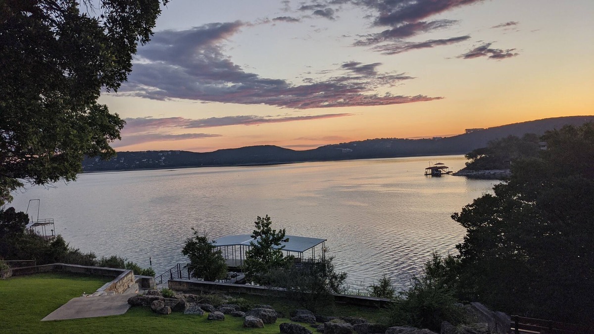 Marshall Ford Vista House | Executive Lake Travis Waterfront Home with Spectacular Views and Boat Dock