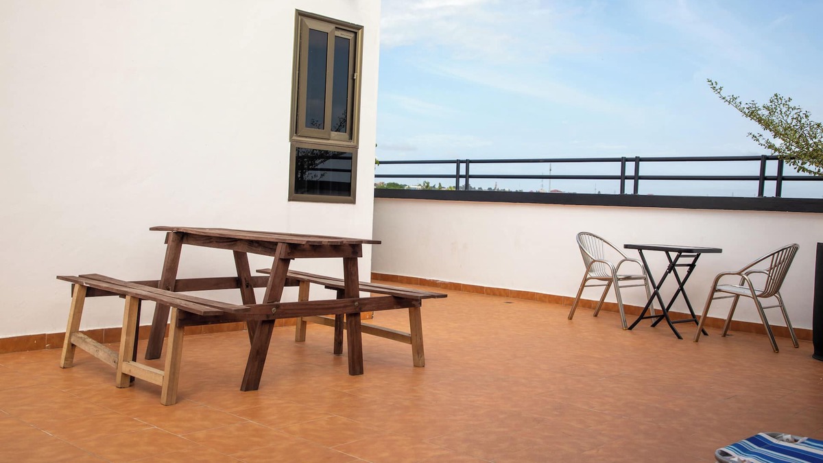 Accra Apartment | Executive Large Room With Ensuite