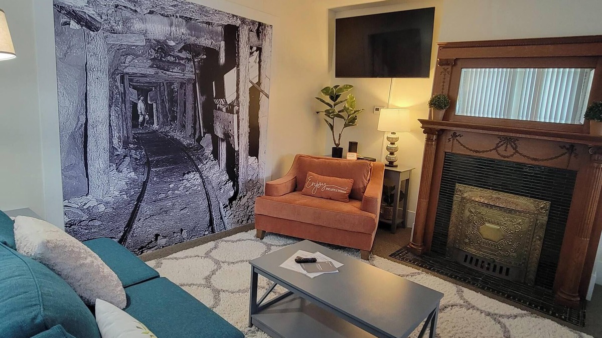 Houghton House | Executive Mining House Near MTU
