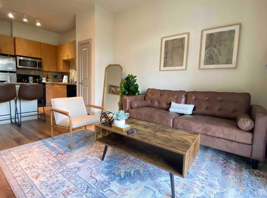 Brookhollow Apartment | Executive Suiteking Bedwifiwasherdryer