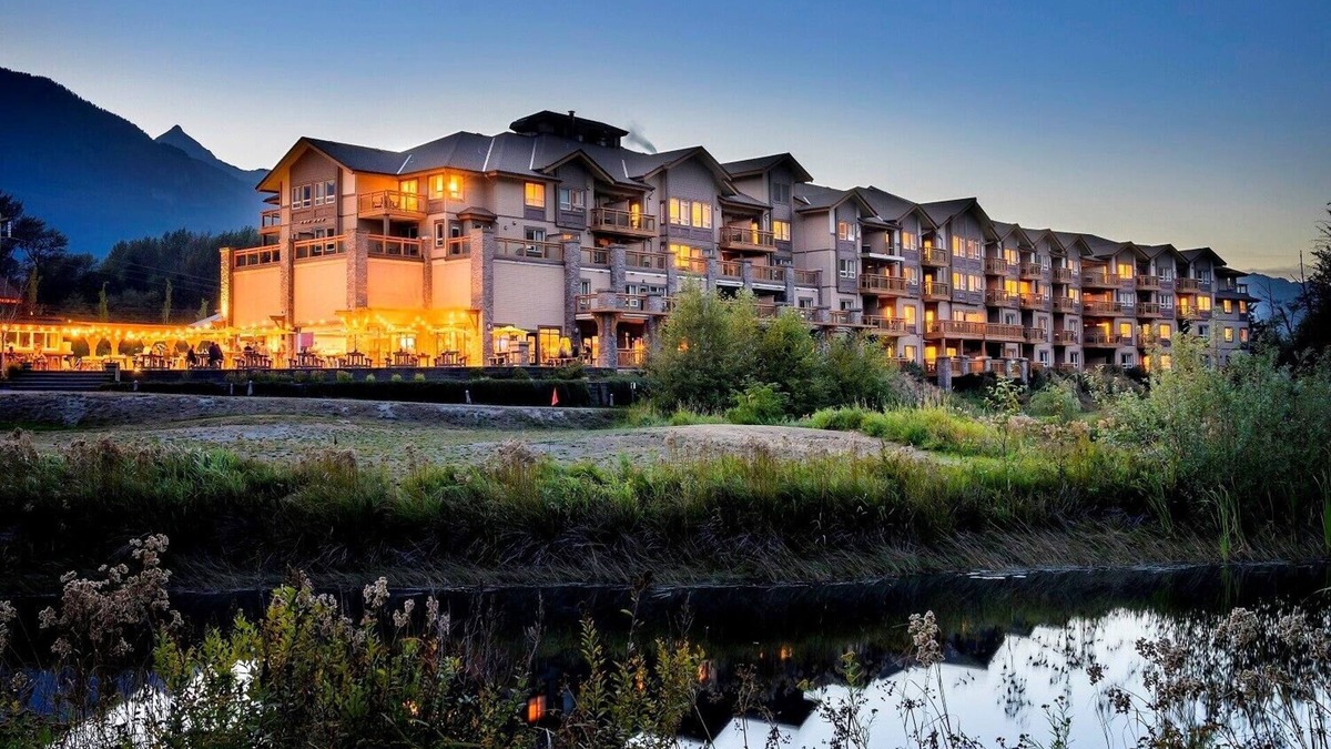 Garibaldi Highlands Hotel | Executive Suites Hotel & Resort, Squamish