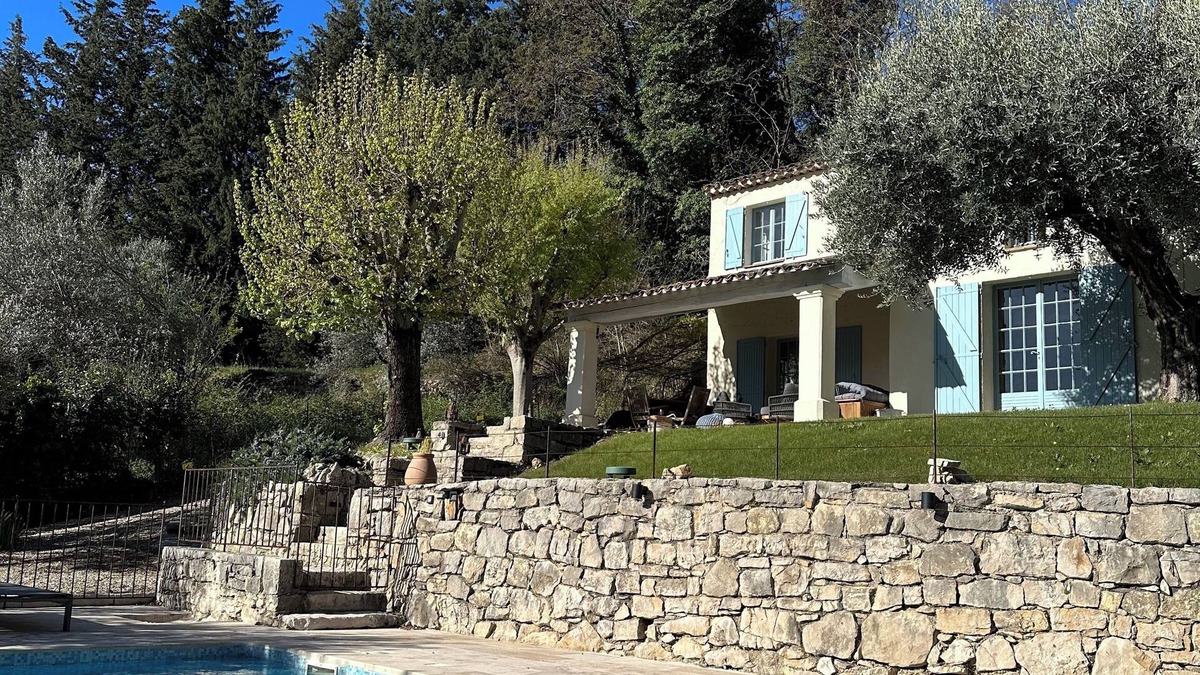 Bargemon Villa | Exklusive Landhausvilla, gr. Pool, gr. Garten, Ruhig, 5 Gehmin. zum Dorf
