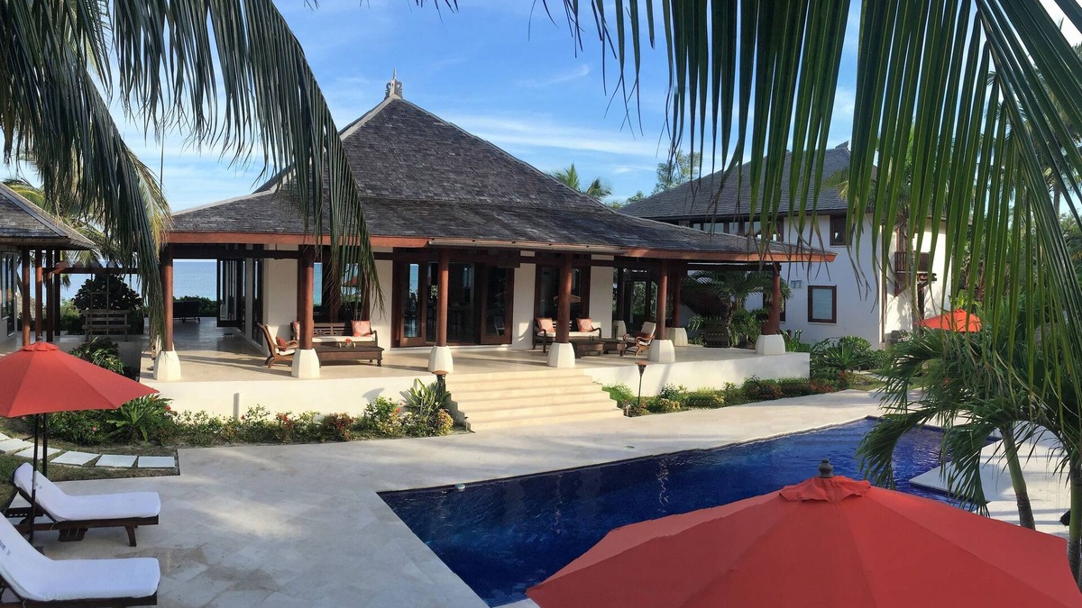 Savannah Sound House | Exotic Beachfront Home ~ Exclusive Windermere Island, Eleuthera