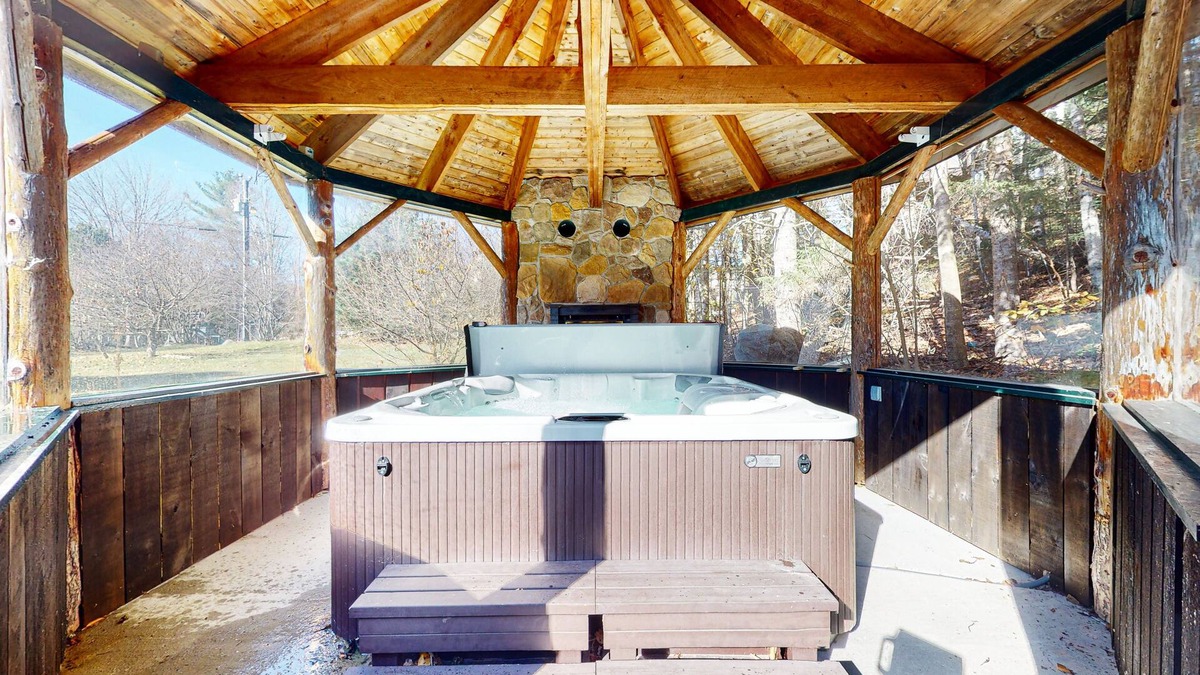Waterville Valley House | Expansive home with game room, hot tub, firepit, & fireplace - walk to town