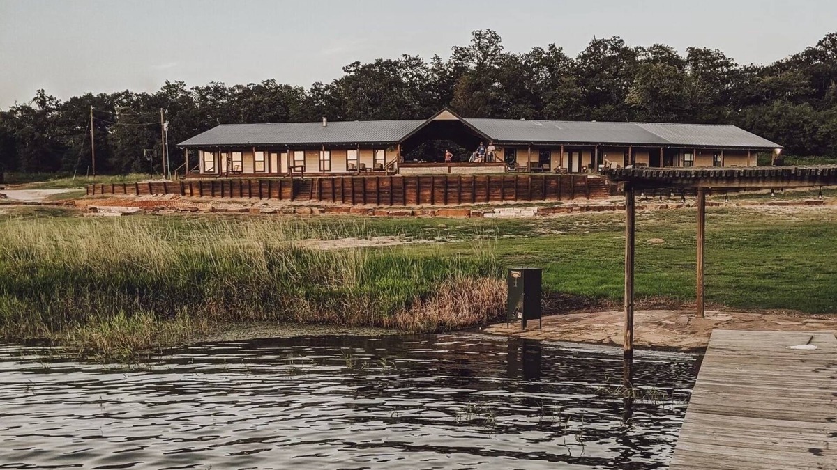 Caldwell Cabin | Expansive lodge on 200 acres with private lake!
