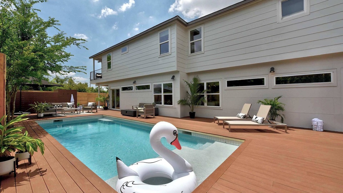 East MLK House | Expansive Luxury Escape | Private Pool