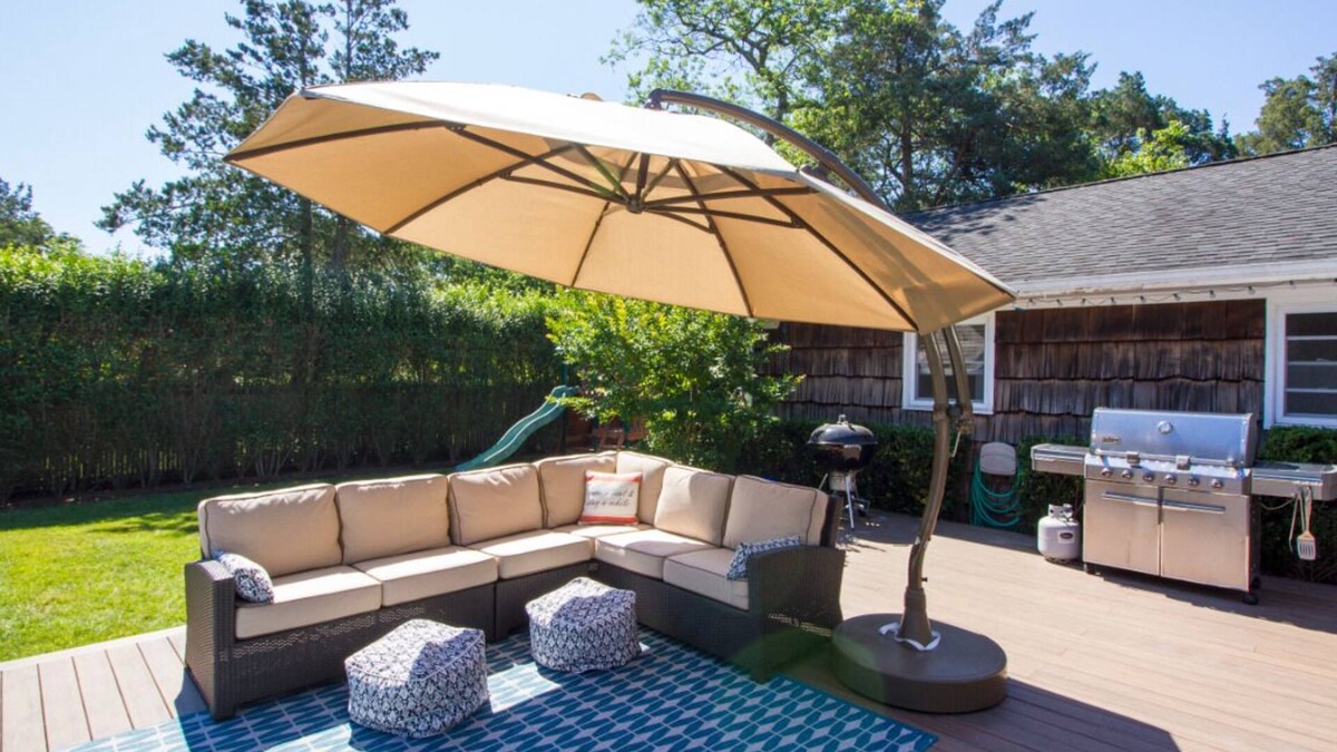 Remsenburg House | Experience a Quiet Hamptons Poolside Summer