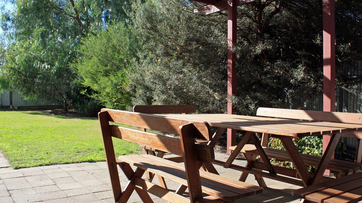 Greenock Cottage | Experience all the Barossa Valley has to offer in a delightful heritage cottage.