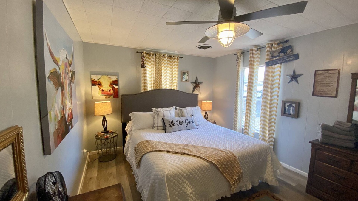 Bandera House | Experience Bandera charm near Medina River
