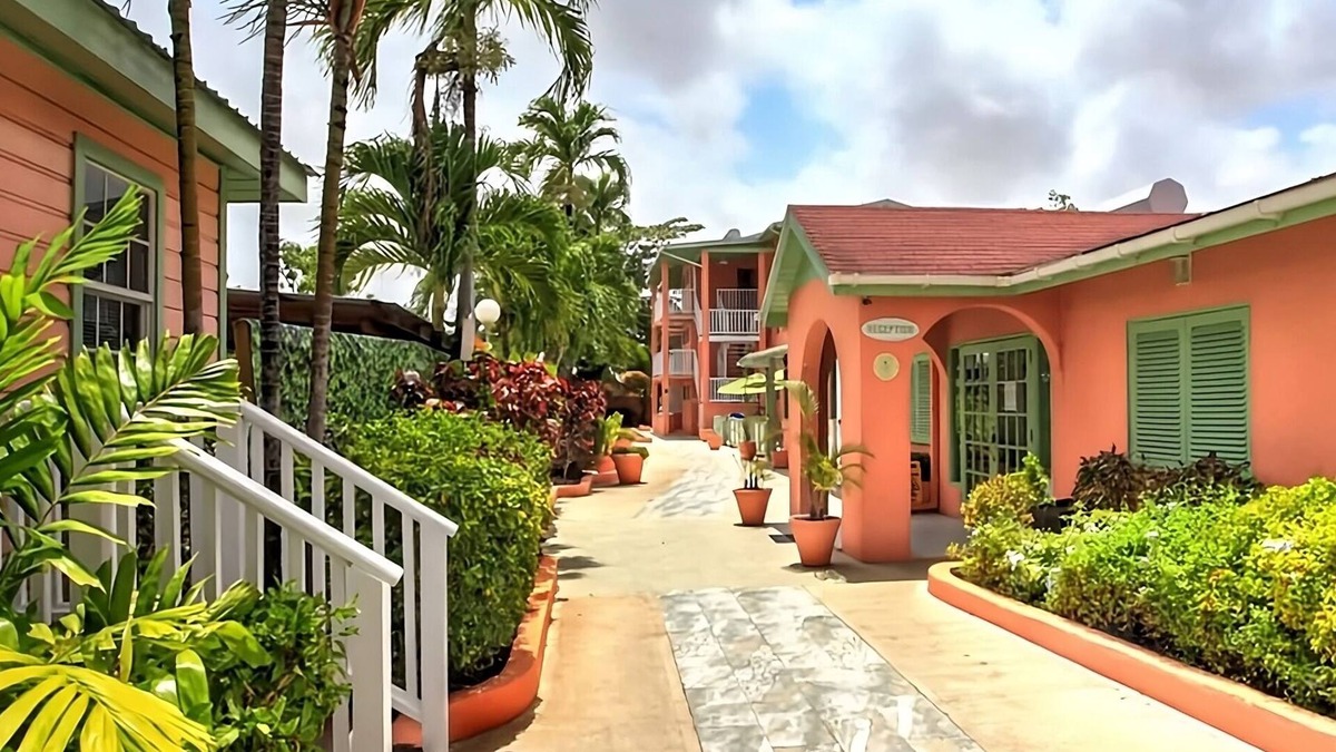 Worthing Hotel | Experience Barbados: Two Comfortable Rooms | Stay Near Sandy Shores