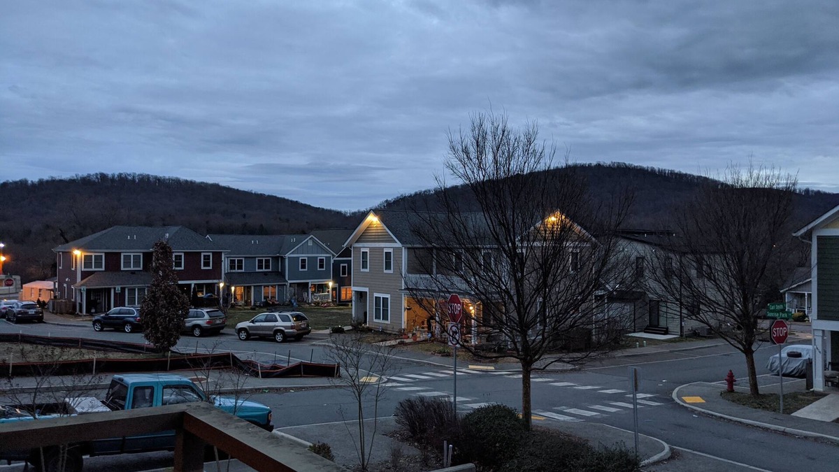 Belmont Condo | Experience CHARLOTTESVILLE with charm❣️