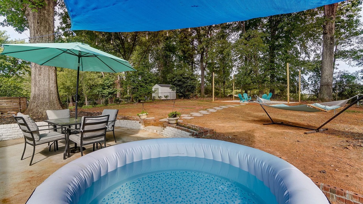 Starmount House | Experience Charlotte charm near SouthPark Mall