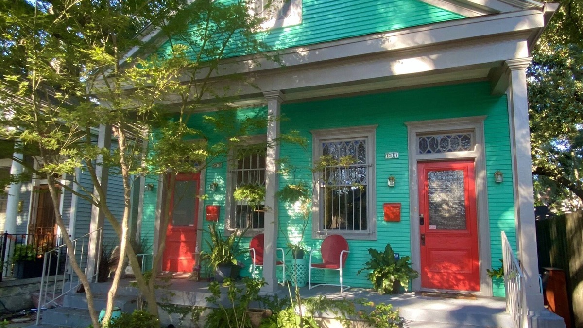 Central Carrollton Association House | Experience Charm & Beauty of Authenitc New Orleans 1 Br. Home with Patio Garden