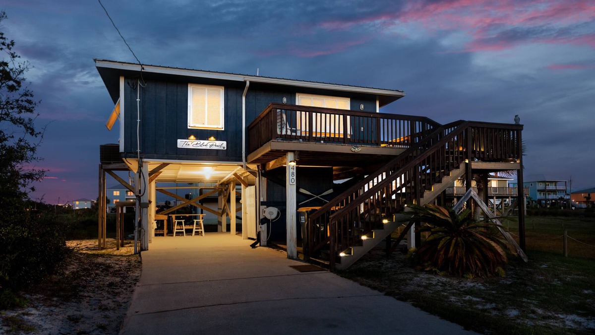 Fort Morgan Cabin | Experience Coastal Living at The Blue Pearl: Private Beach Access | Pet-Friendly