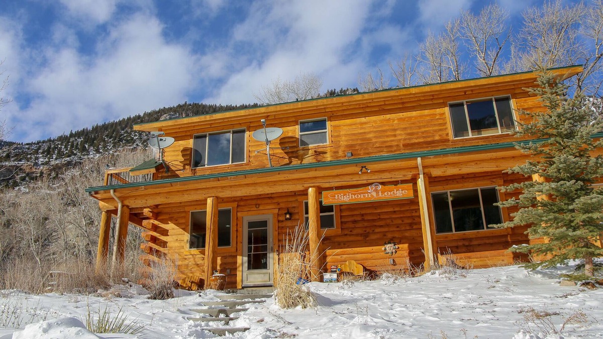 Nathrop Cabin | Experience Colorado between the peaks at the Bighorn Lodge