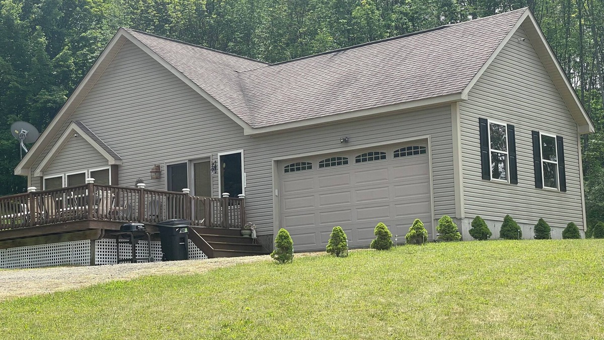 East Meredith House | Experience East Meredith charm near Cooperstown fields