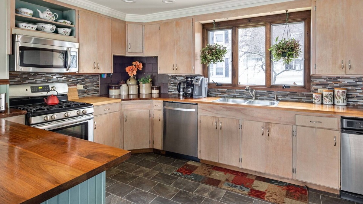 Stowe Village Historic District House | Experience fall in the Village!