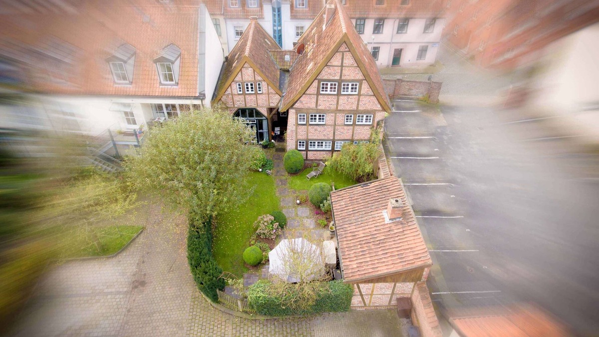 Altstadt Apartment | Experience "Gästehaus Altstadtzauber" Lüneburg from its heart