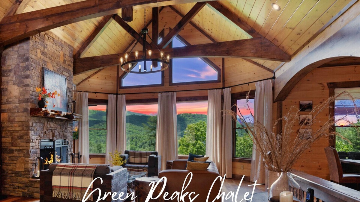 Cherry Log Cabin | Experience Green Peaks Retreat, Epic Mtn Views, Sauna, Hot-Tub, Fire-Pit, Games